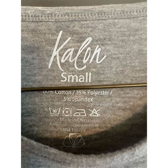 Kalon Women's gray size small Crewneck T-Shirt Base Layer - Picture 3 of 6